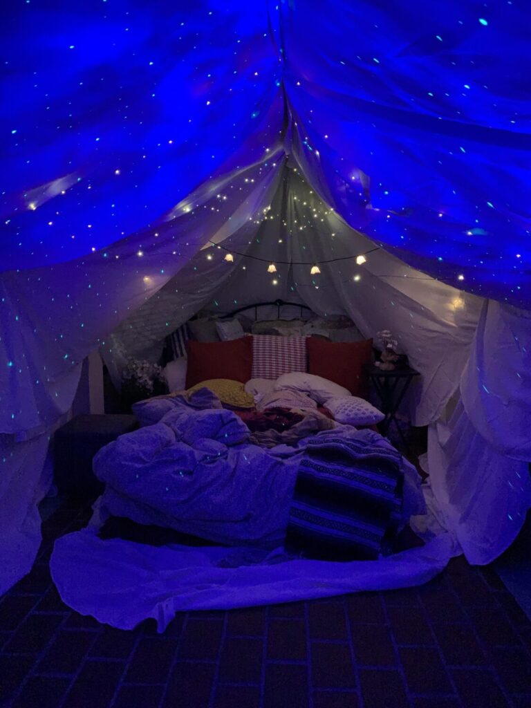 Cozy Bedroom Aesthetic ideas that would make you want to stay in whole day