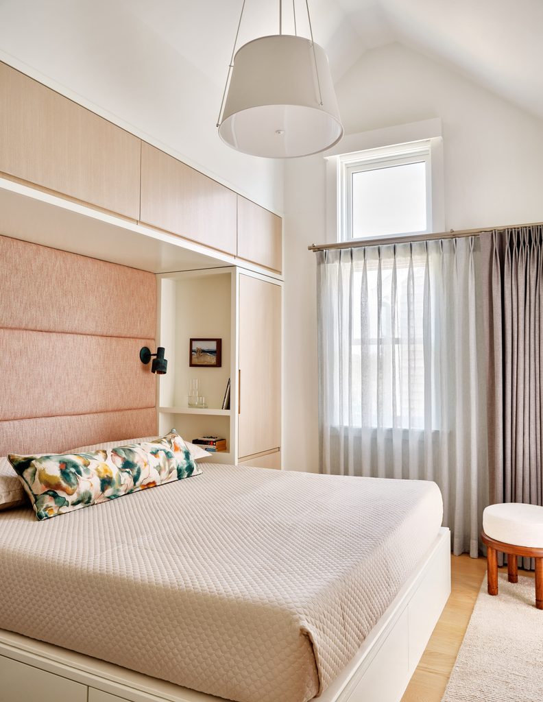 17 Bedroom Ideas for Small Rooms With Clever Built-In Storage