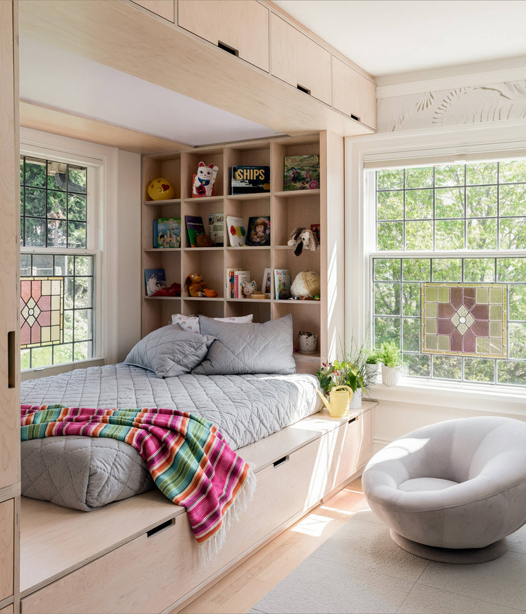 17 Bedroom Ideas for Small Rooms With Clever Built-In Storage
